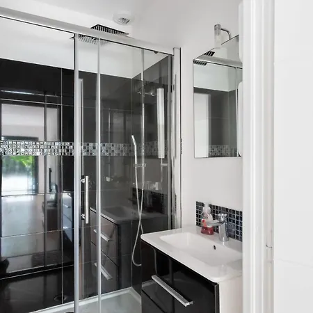 Splendid With Pool And Seaview 20 Min Away From Center - Welkeys Villa